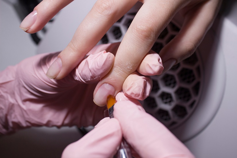 Можно ли выровнять ногти биогелем?