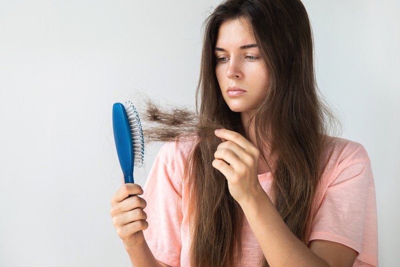 Какие болезни кожи головы приводят к выпадению волос?